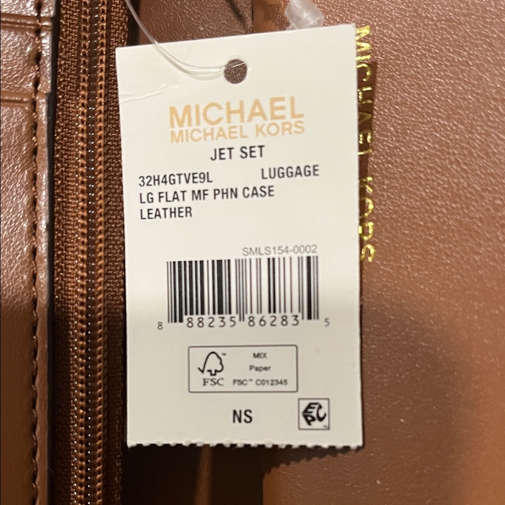 Michael Kors Tan Zip Wallet - Picture 2 of 3